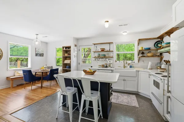 $349,900 | 5129 McCahill Road, Chattanooga, TN 37415