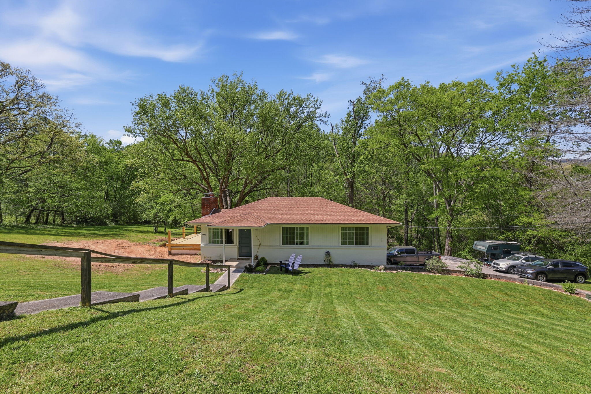 5129 McCahill Road Chattanooga, TN 37415 - Photo 4 of 28 4-web-or-mls-5129-mccahill-rd