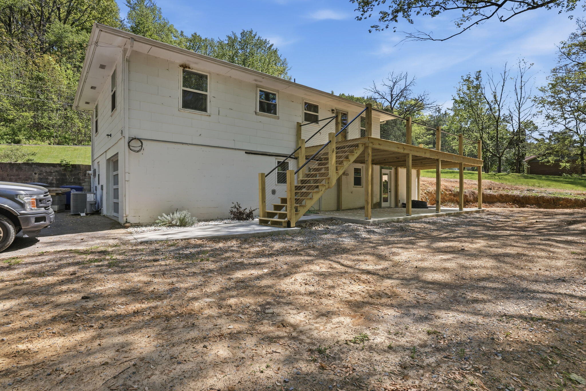 5129 McCahill Road Chattanooga, TN 37415 - Photo 8 of 28 8-web-or-mls-5129-mccahill-rd