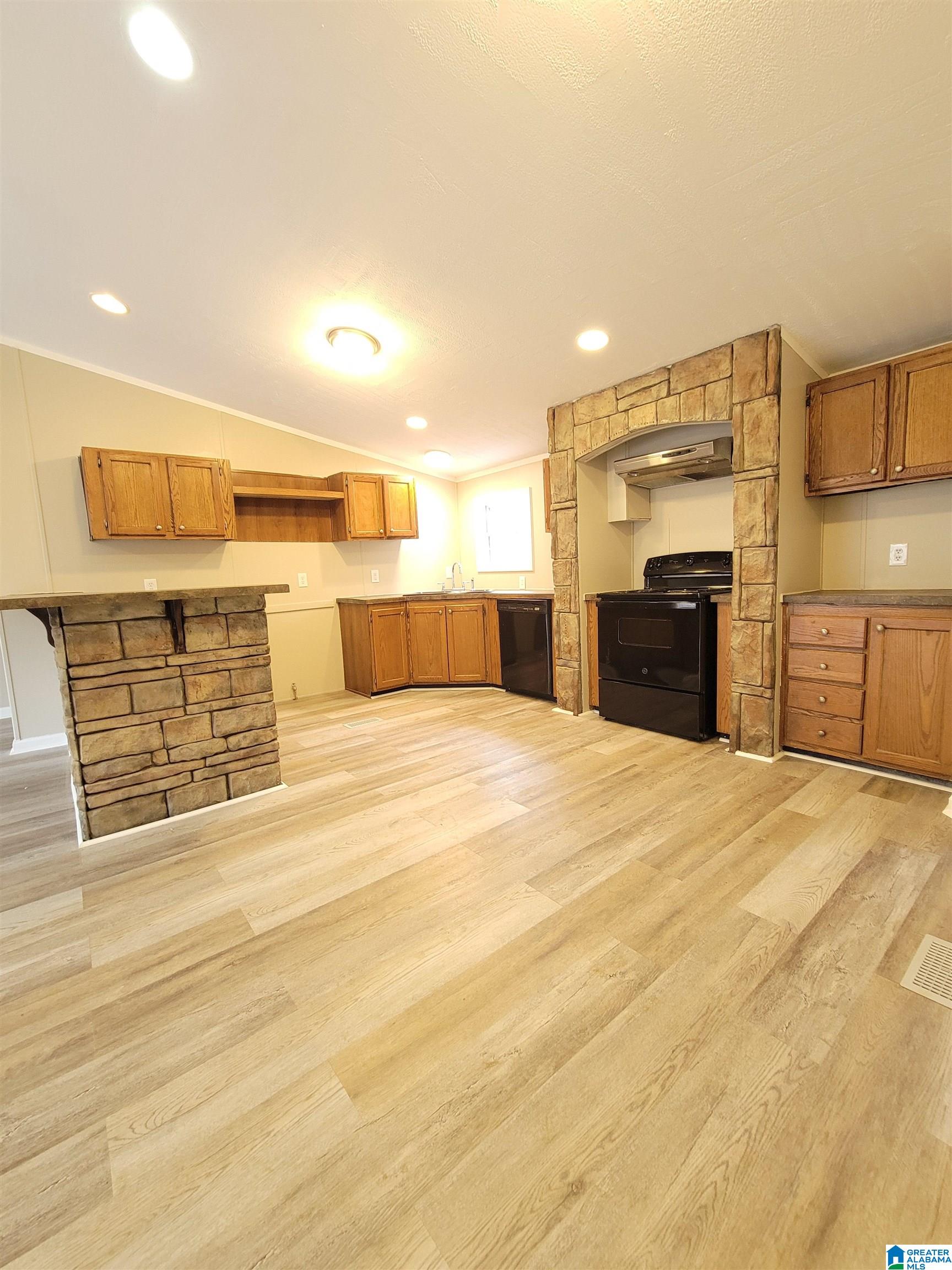 1710 Blackjack Road Trussville, AL 35173 - Photo 2 of 15