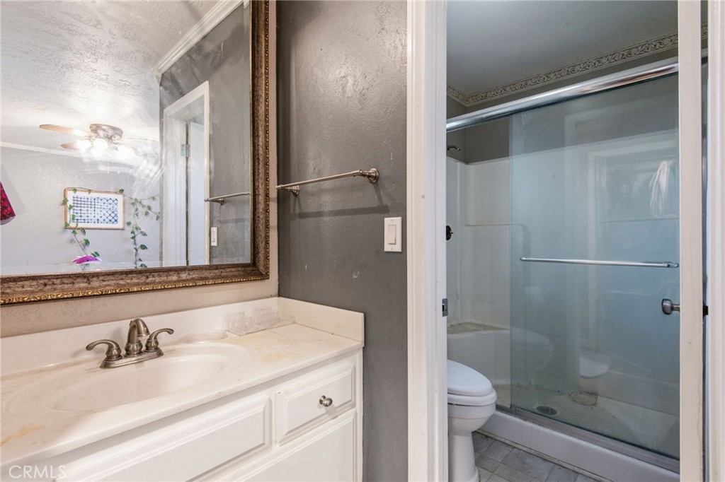 8623 Gobi Road Phelan, CA 92371 - Photo 14 of 34