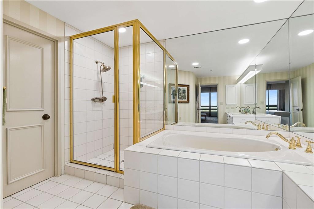 2660 Peachtree Road Northwest, Unit 32B Atlanta, GA 30305 - Photo 20 of 48
