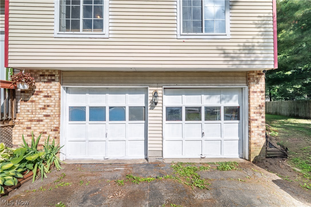 7764 Micawber Road Northeast Warren, OH 44484 - Photo 19 of 37
