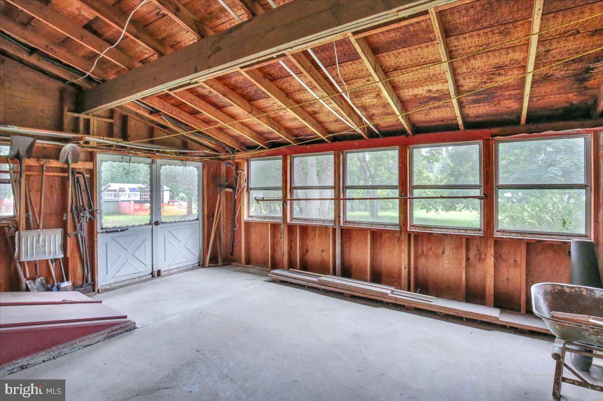 5306 Lorane Road Reading, PA 19606 - Photo 22 of 31 Gallery Image 22