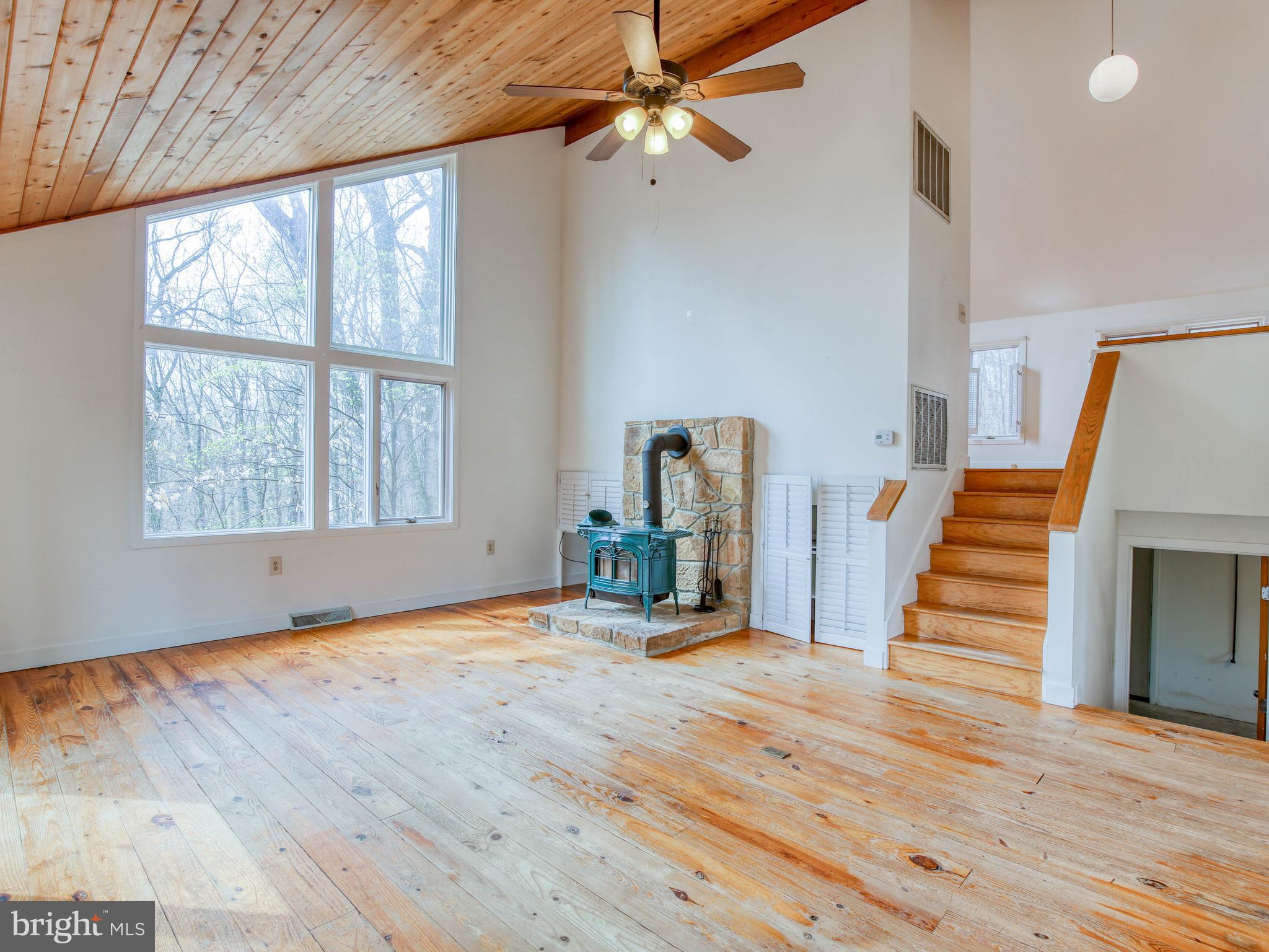183 John Brown Farm Road Harpers Ferry, WV 25425 - Photo 4 of 41 Open loft-style homes