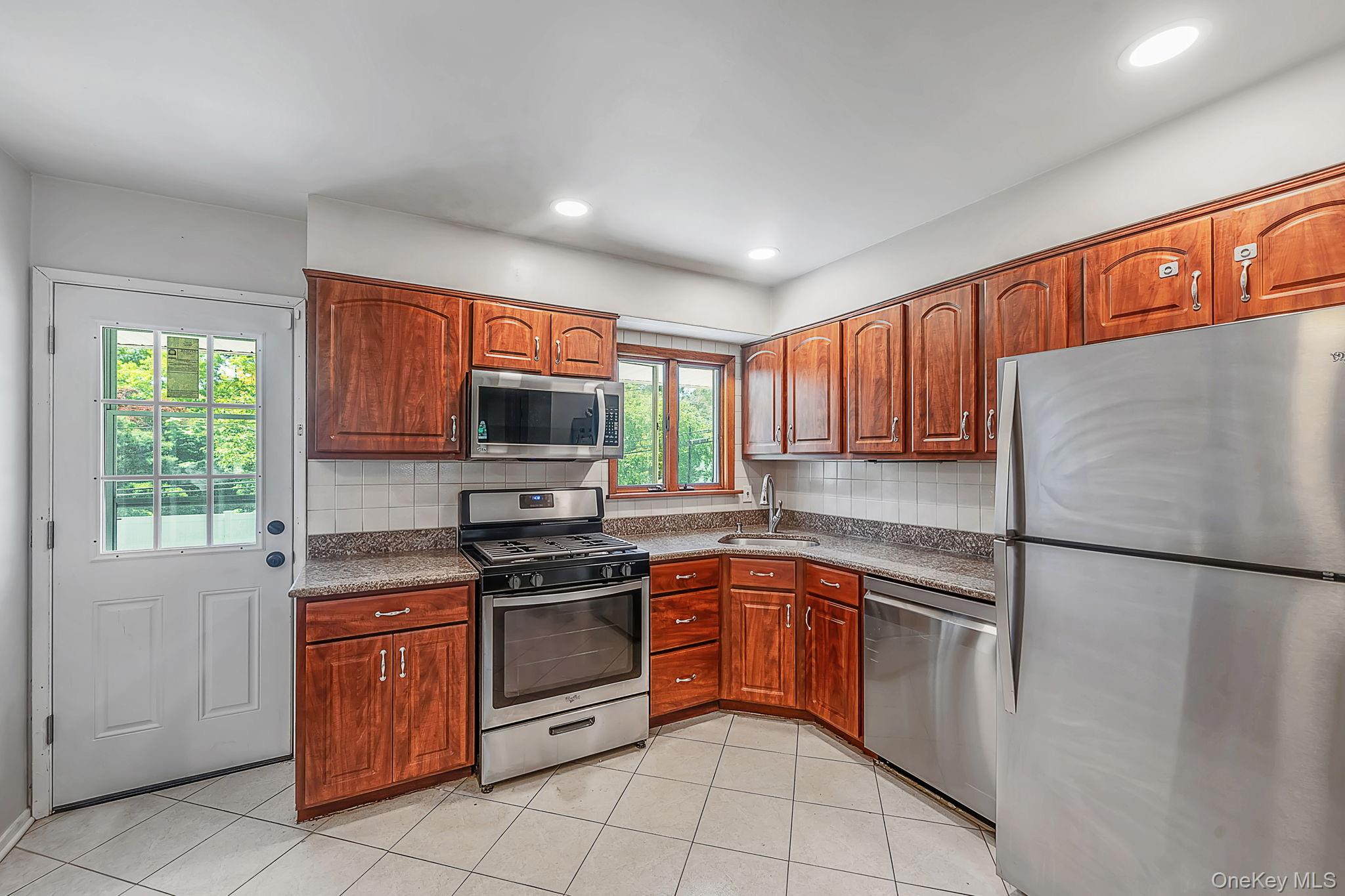 156 Wicks Road Commack, NY 11725 - Photo 5 of 35