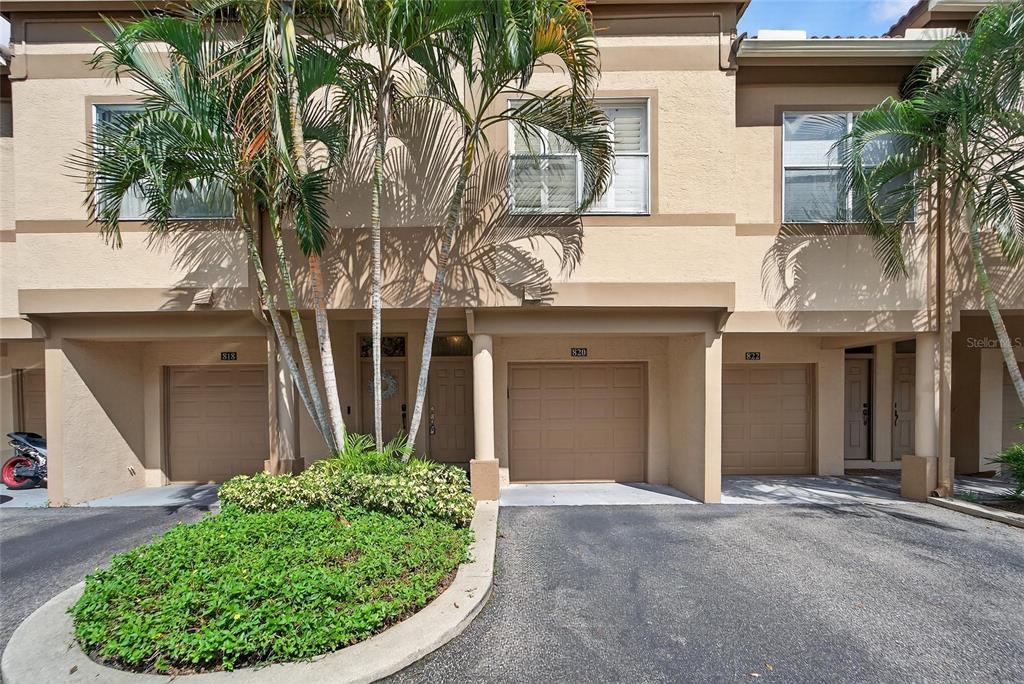 820 Normandy Trace Road Tampa, FL 33602 - Photo 4 of 49 a view of a house with a patio