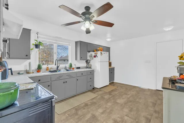 $349,900 | 40522 Bloomfield Road, Wheatland, WI 53128