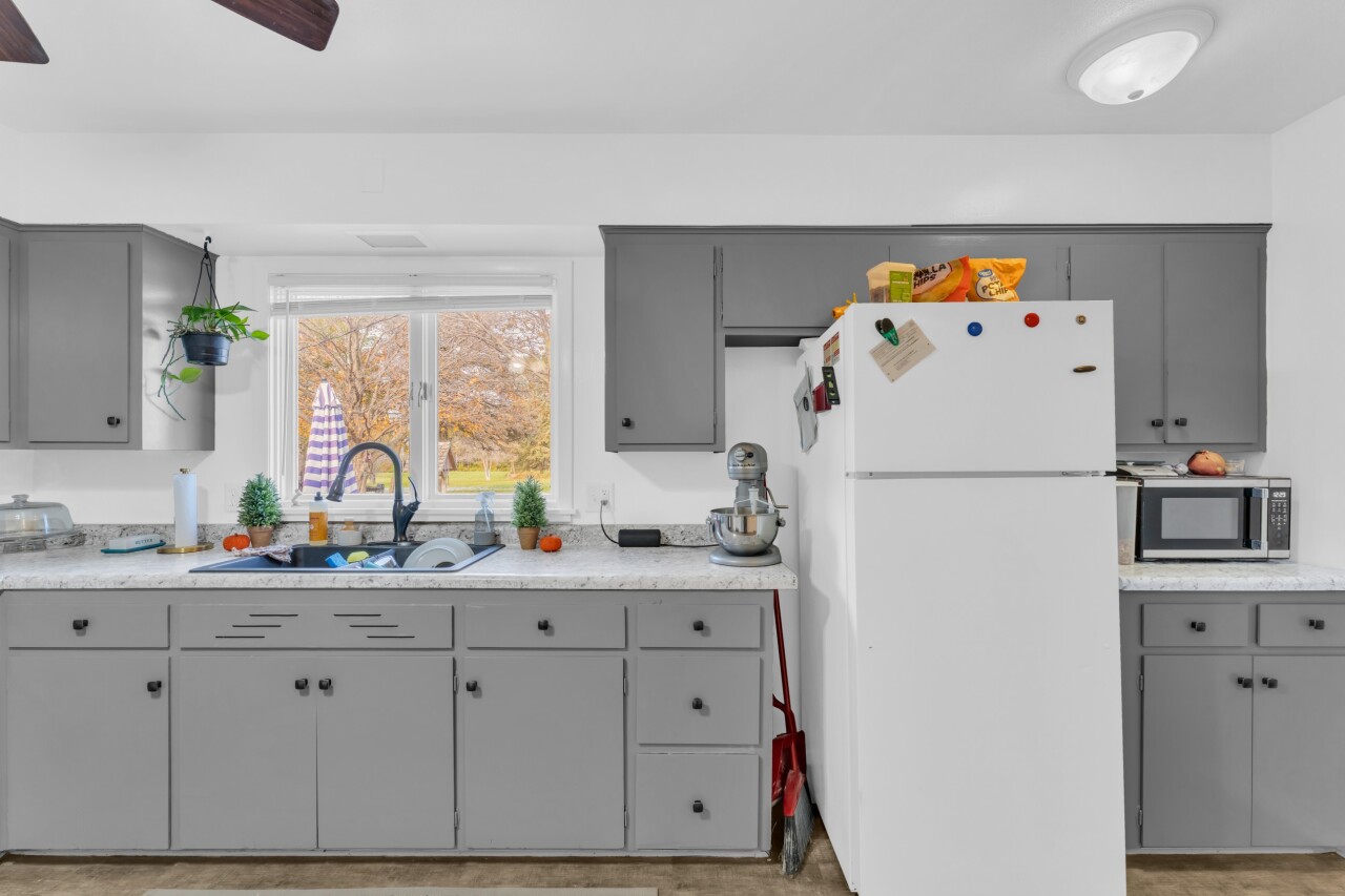 40522 Bloomfield Road Wheatland, WI 53128 - Photo 18 of 54 Kitchen has view to back yard