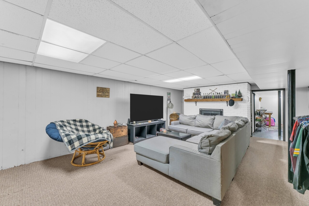 40522 Bloomfield Road Wheatland, WI 53128 - Photo 27 of 54 family room lower level