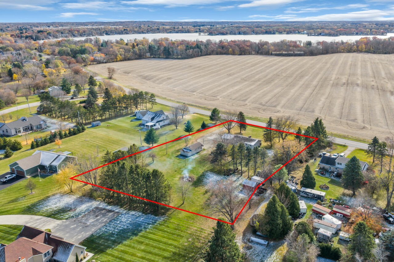 40522 Bloomfield Road Wheatland, WI 53128 - Photo 47 of 54 close to Powers lake