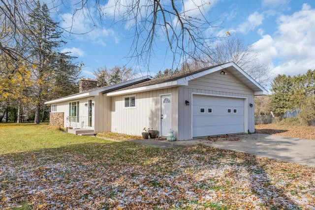 $349,900 | 40522 Bloomfield Road, Wheatland, WI 53128