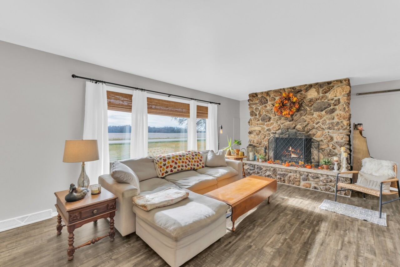 40522 Bloomfield Road Wheatland, WI 53128 - Photo 8 of 54 Wood burning fireplace