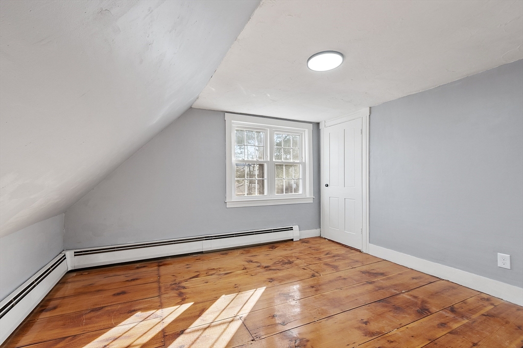 13 Wellington Road Templeton, MA 01468 - Photo 23 of 31