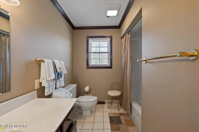 $335,000 | 121 East Village Circle, La Follette, TN 37766