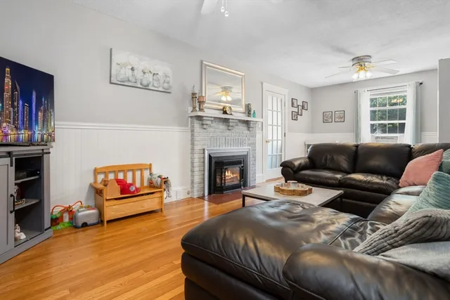 $860,000 | 29 Prospect Street, Saugus, MA 01906