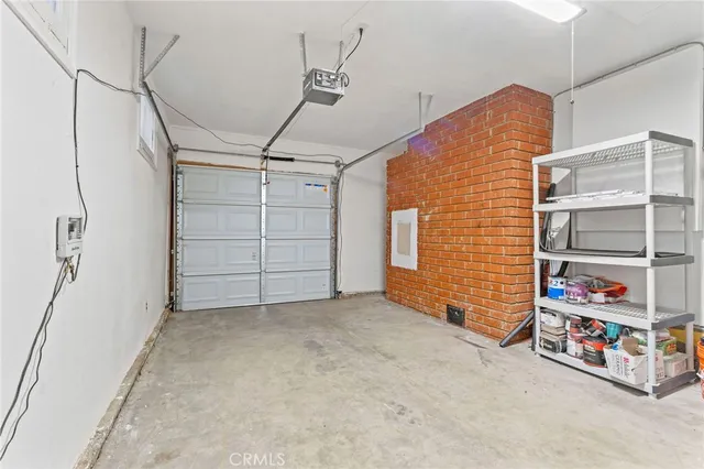 $2,900 | 41741 55th Street West, Lancaster, CA 93536