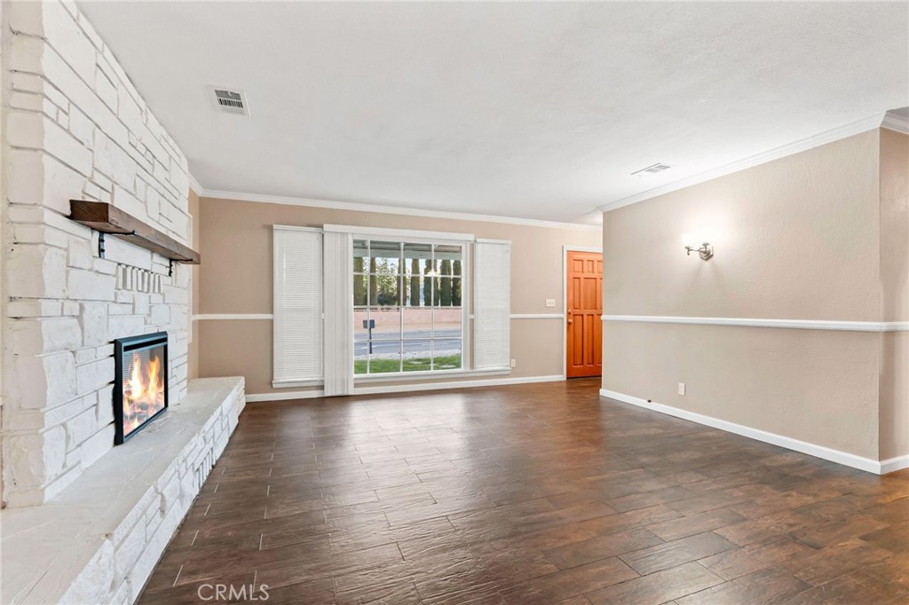 41741 55th Street West Lancaster, CA 93536 - Photo 7 of 32