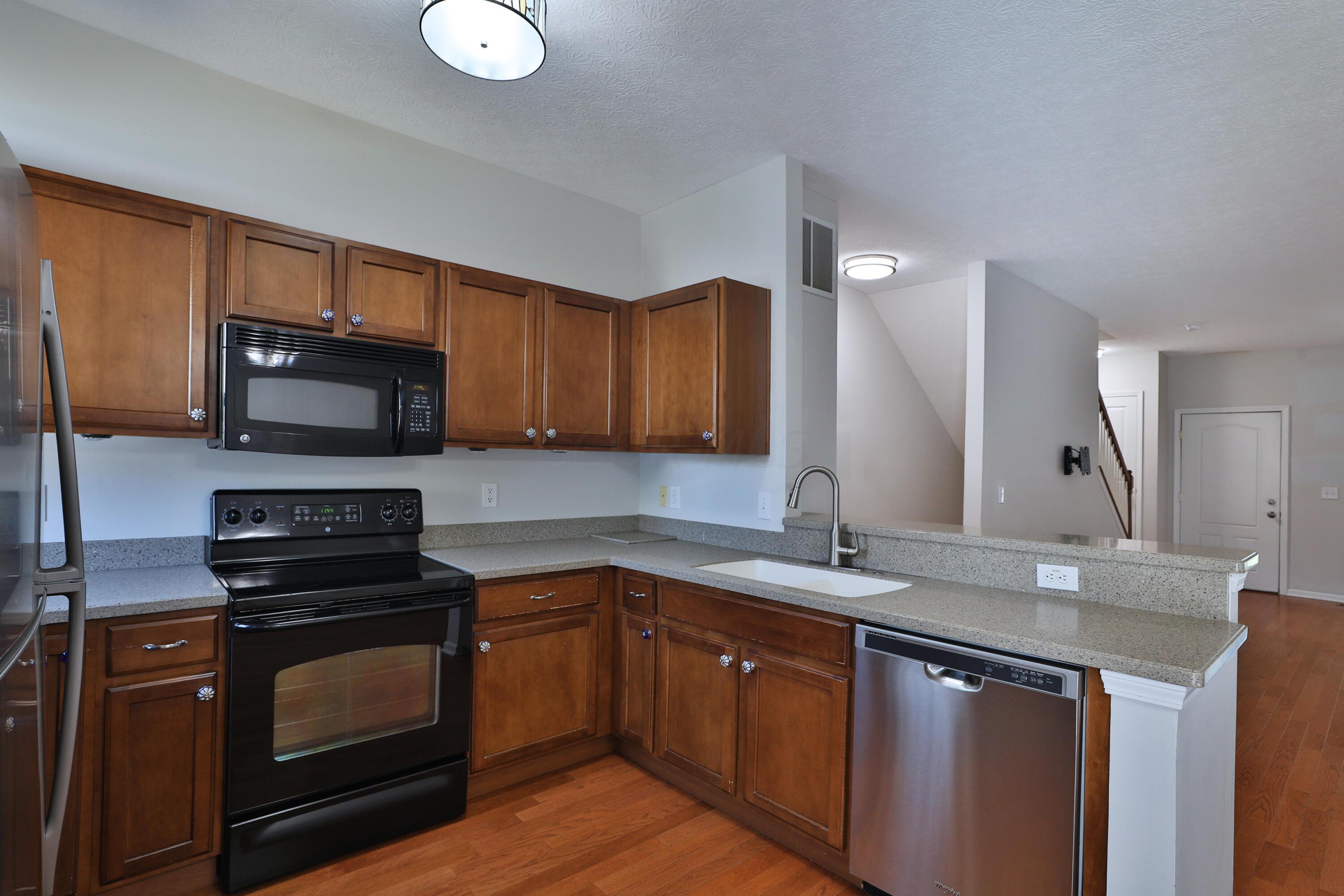 52 Traditions Way Powell, OH 43065 - Photo 12 of 39 Kitchen