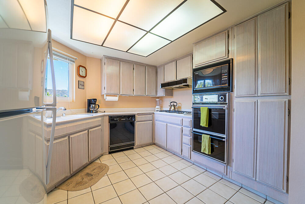3155 Ramon Road, Unit 408 Palm Springs, CA 92264 - Photo 8 of 28 20220427-DSC00446-HDR