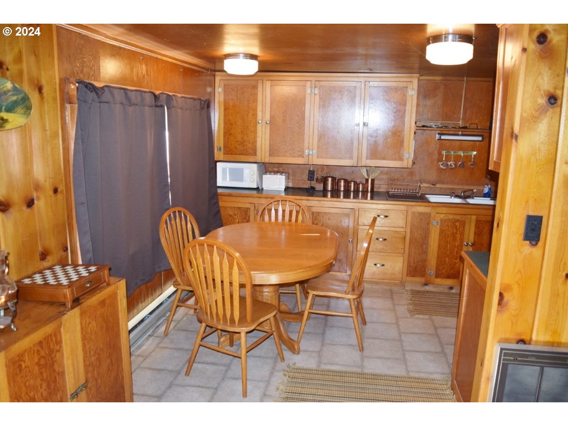 62886 Highway 204 Weston, OR 97886 - Photo 13 of 24