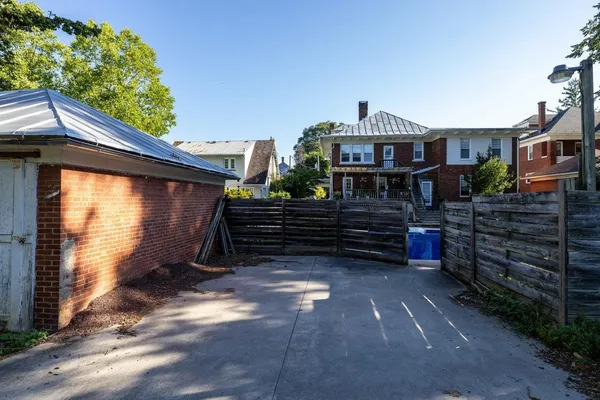 $2,000 | 289 Newman Avenue, Harrisonburg, VA 22801