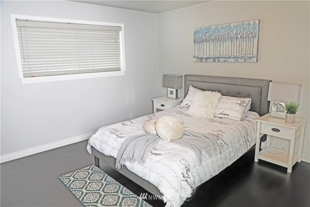 512 Wells Avenue North Renton, WA 98057 - Photo 17 of 25