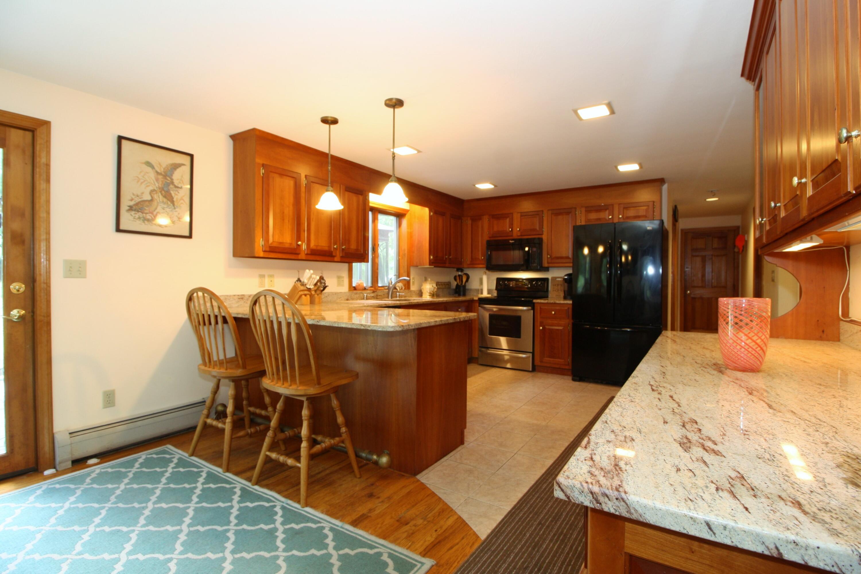 24 Popple Bottom Road Sandwich, MA 02563 - Photo 10 of 31 GOURMET KITCHEN