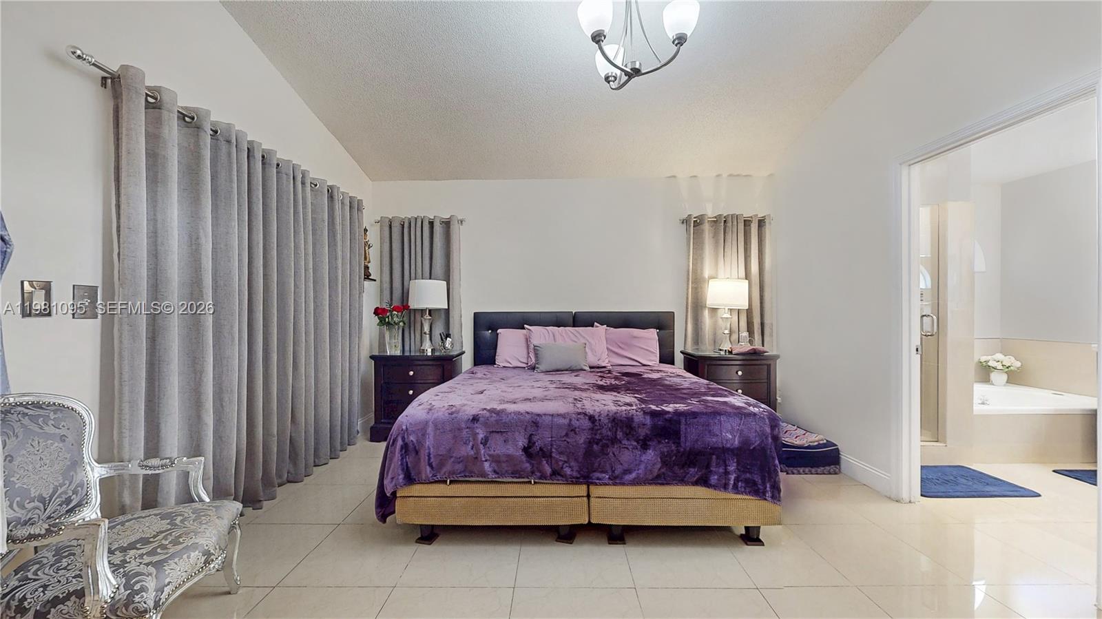 8070 Southwest 157th Place Miami, FL 33193 - Photo 12 of 27