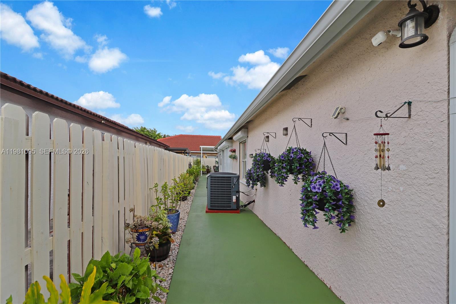 8070 Southwest 157th Place Miami, FL 33193 - Photo 24 of 27