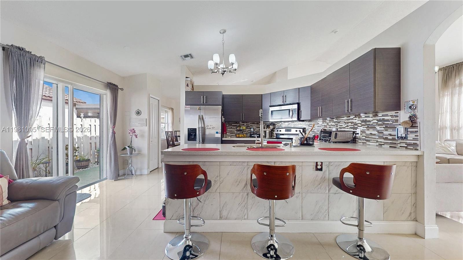 8070 Southwest 157th Place Miami, FL 33193 - Photo 6 of 27