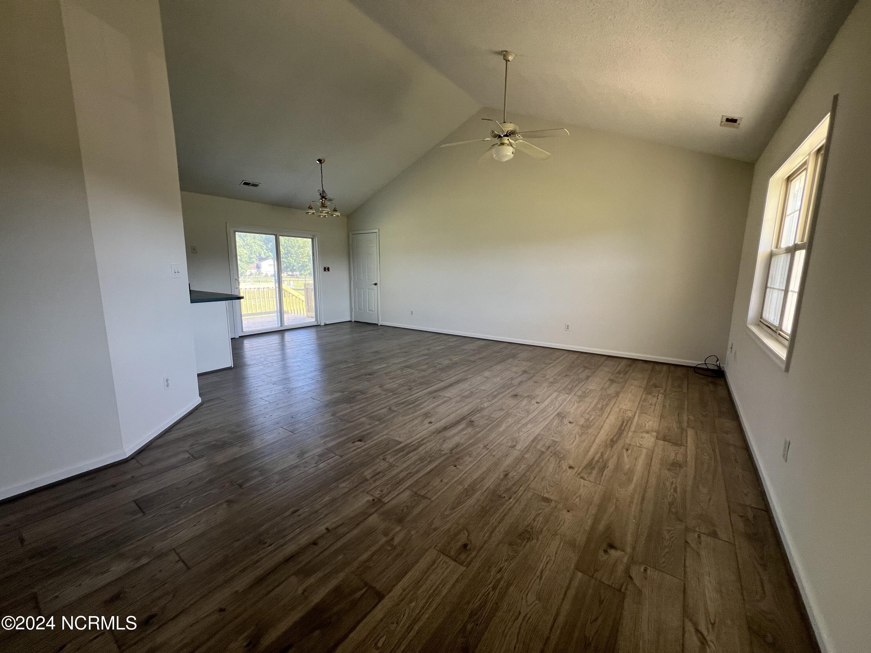 318 Maple Road Currituck, NC 27929 - Photo 9 of 18 Open Living