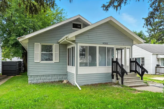$112,000 | 4202 Hanna Street, Fort Wayne, IN 46806
