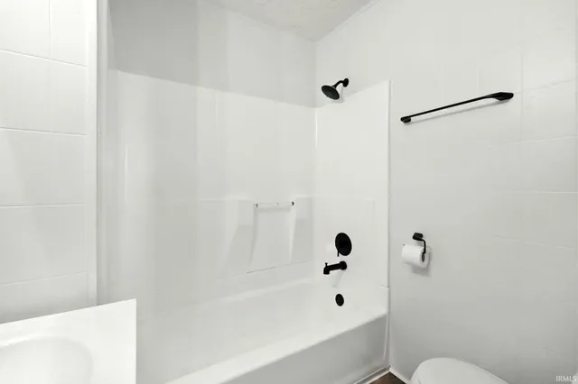 $112,000 | 4202 Hanna Street, Fort Wayne, IN 46806