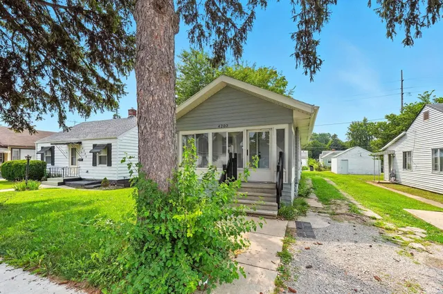 $112,000 | 4202 Hanna Street, Fort Wayne, IN 46806