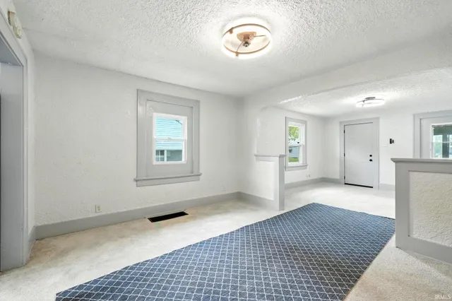 $112,000 | 4202 Hanna Street, Fort Wayne, IN 46806