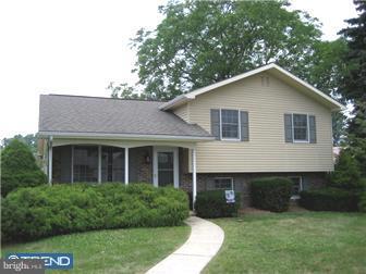 110 Diamond Street Reading, PA 19607 - Photo 1 of 9