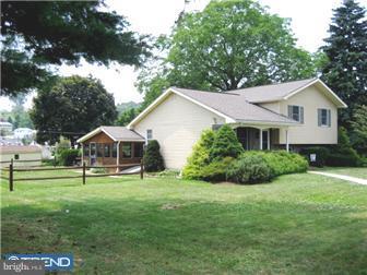 110 Diamond Street Reading, PA 19607 - Photo 2 of 9