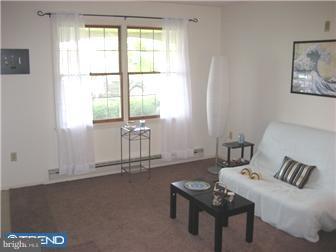 110 Diamond Street Reading, PA 19607 - Photo 4 of 9