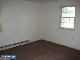 110 Diamond Street Reading, PA 19607 - Photo 7 of 9