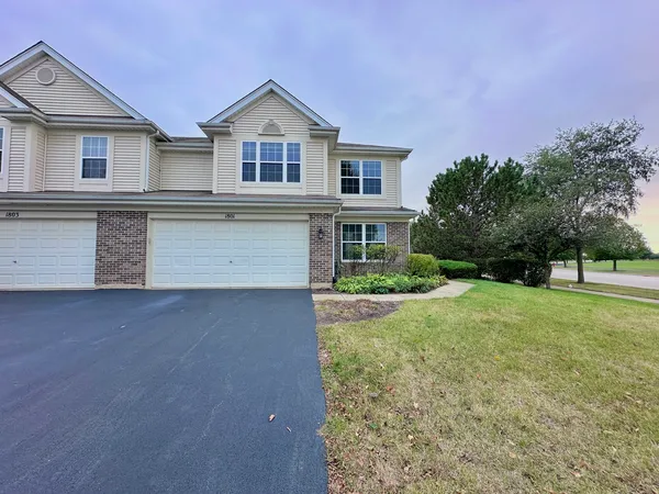 $2,600 | 1801 Waverly Way, Montgomery, IL 60538