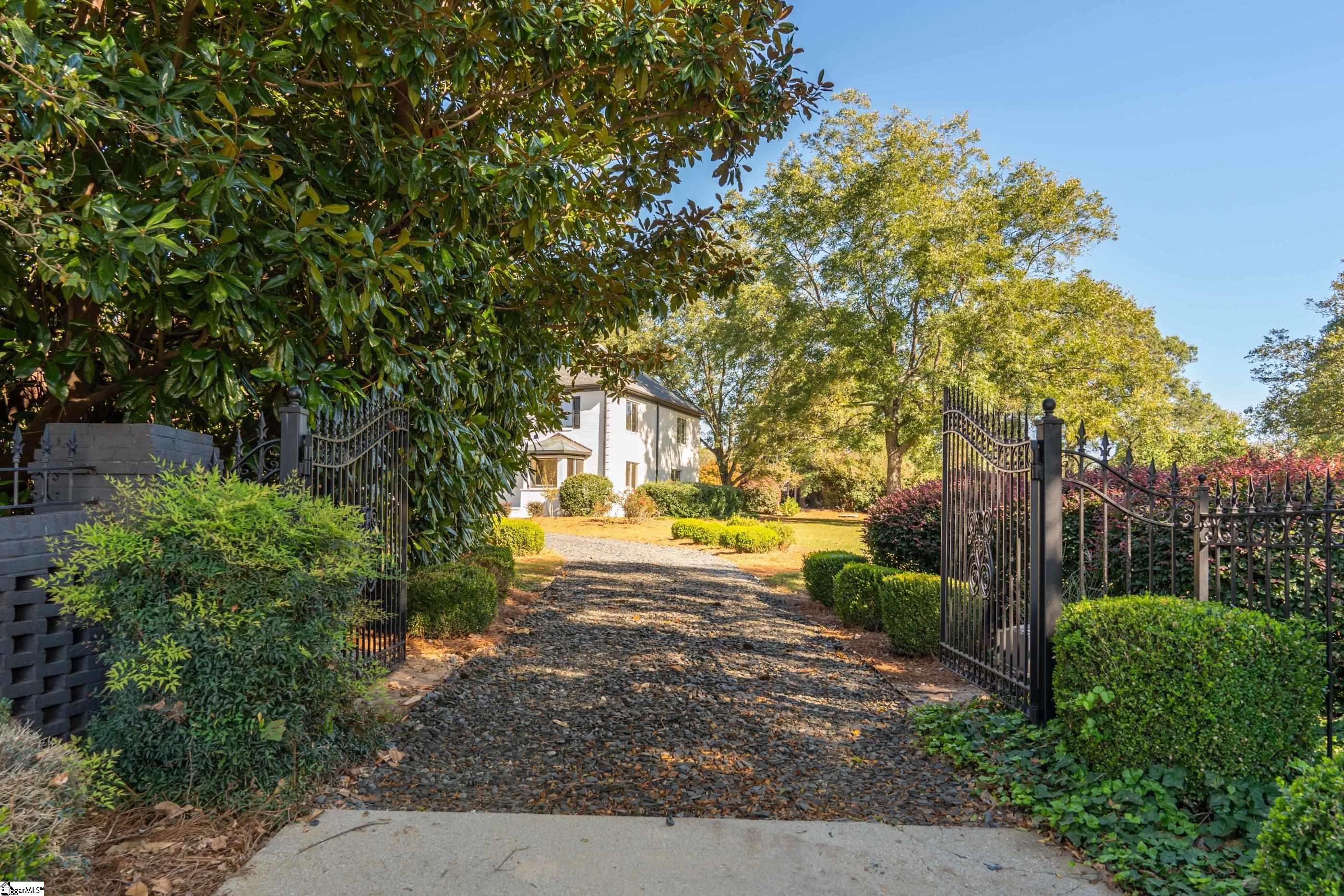 1315 Moore Road Simpsonville, SC 29681 - Photo 2 of 39