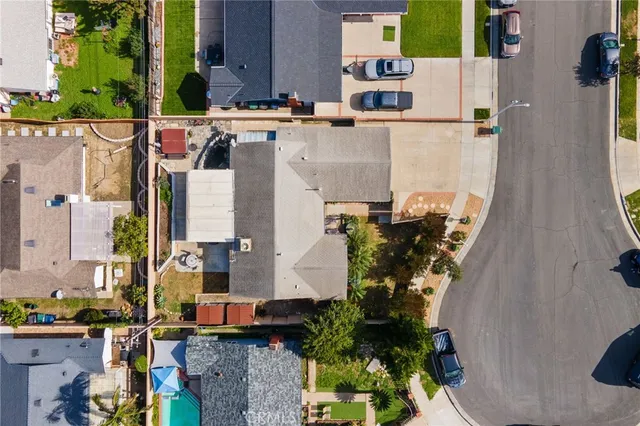 $1,080,000 | 6021 Ivory Circle, Huntington Beach, CA 92647
