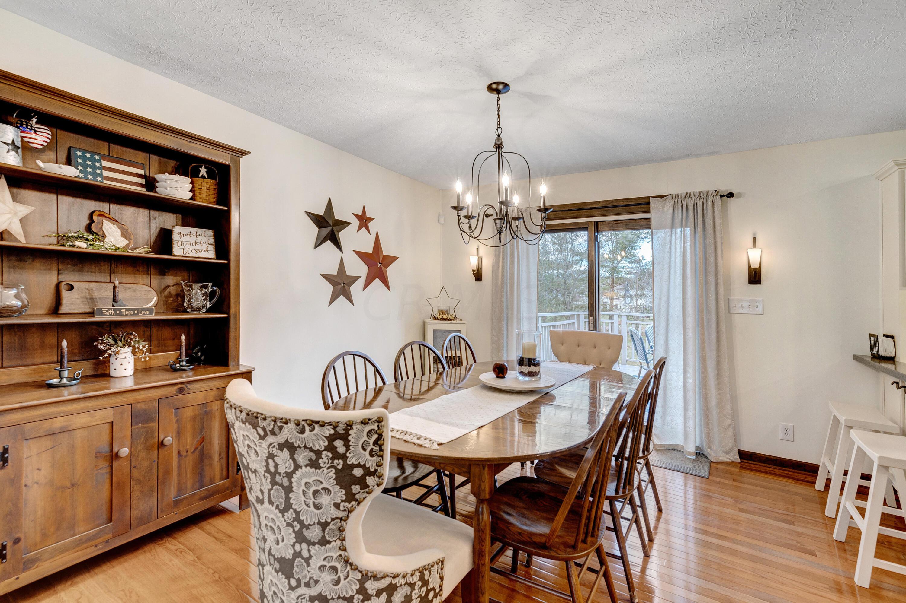 6186 Feder Road Columbus, OH 43228 - Photo 12 of 53 Dining Room