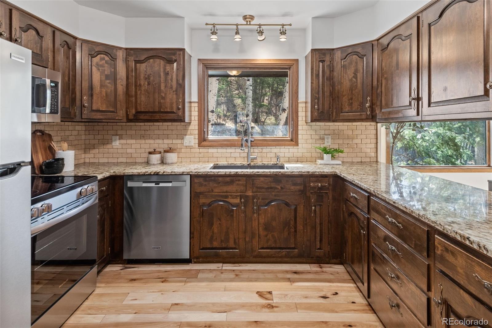 13609 Elsie Road Conifer, CO 80433 - Photo 8 of 48 Gallery Image 8