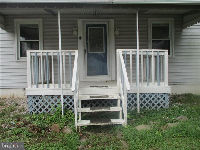 4 Orville Road Baltimore, MD 21221 - Photo 3 of 25 Exterior (Front)