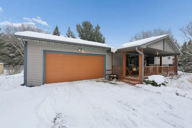 $536,000 | 998 Tanney Lane, Hudson, WI 54016