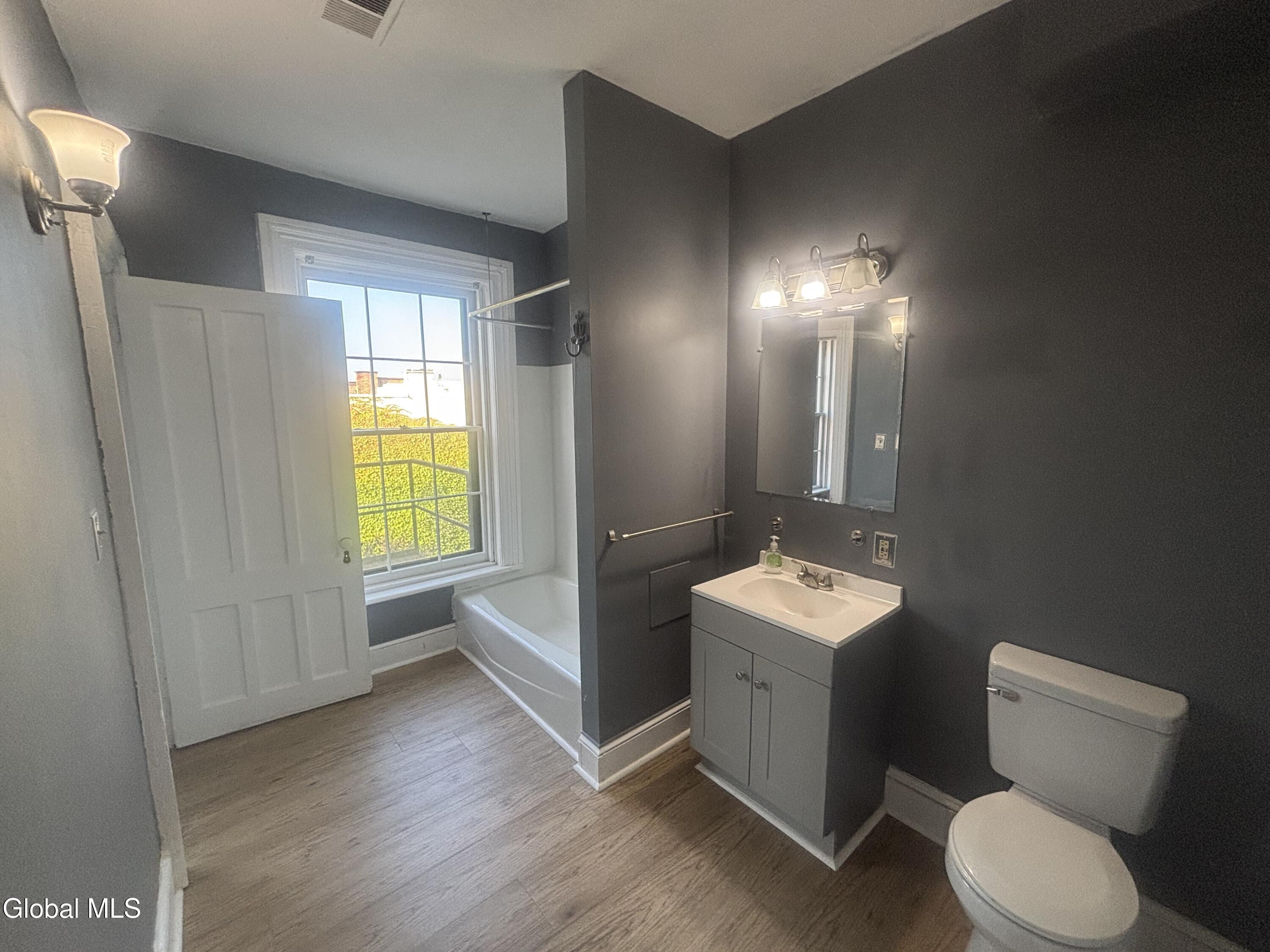 17 Ash Grove Place, Unit 4 Albany, NY 12202 - Photo 12 of 12 IMG_4423