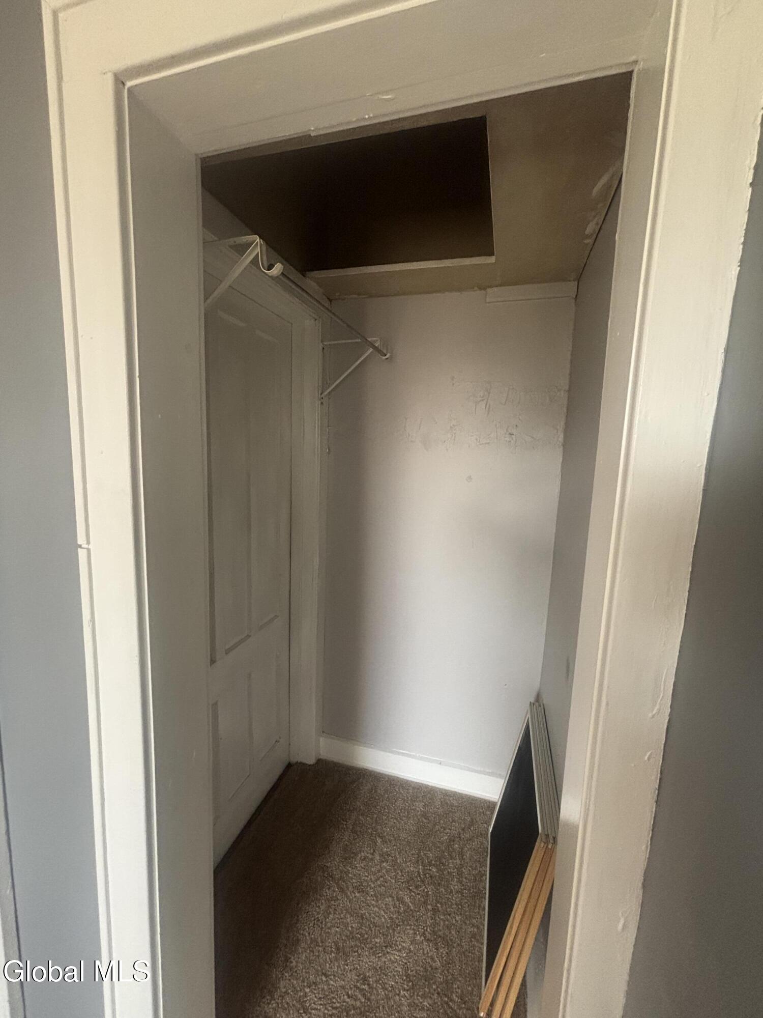 17 Ash Grove Place, Unit 4 Albany, NY 12202 - Photo 6 of 12 IMG_4417