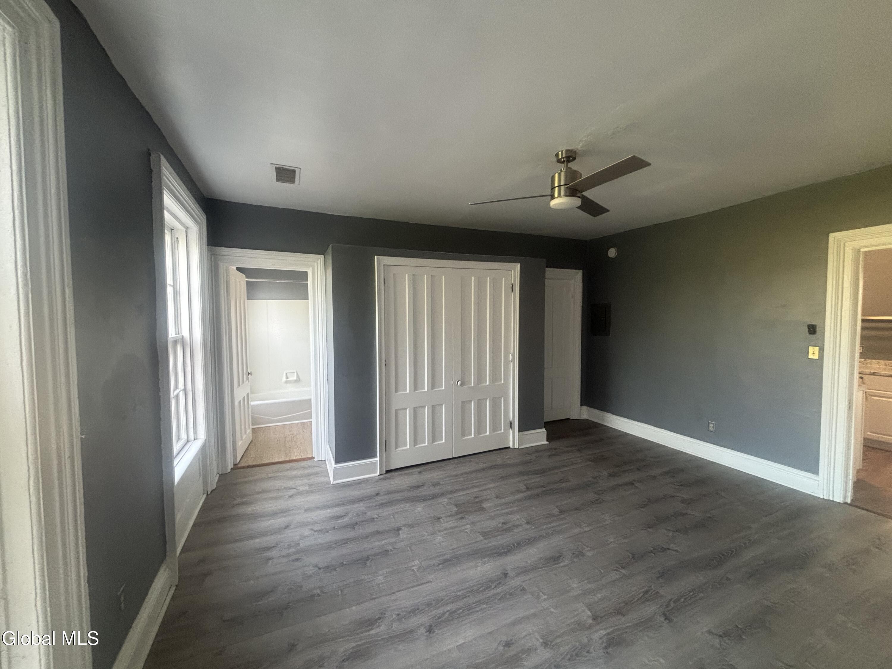 17 Ash Grove Place, Unit 4 Albany, NY 12202 - Photo 10 of 12 IMG_4421